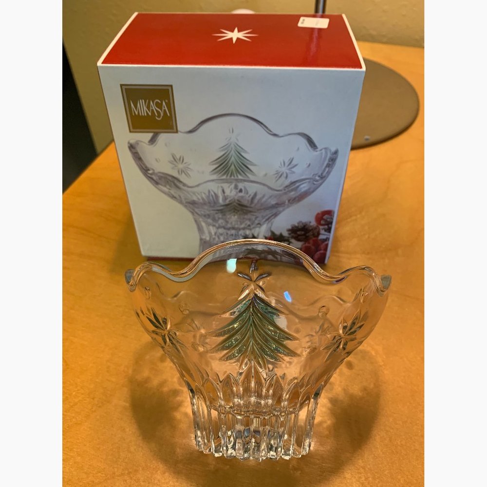 Mikasa 6" Evergreen Christmas Bowl